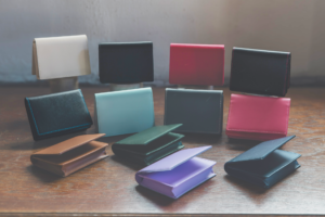 Read more about the article 藤田鞄店の名刺入れ